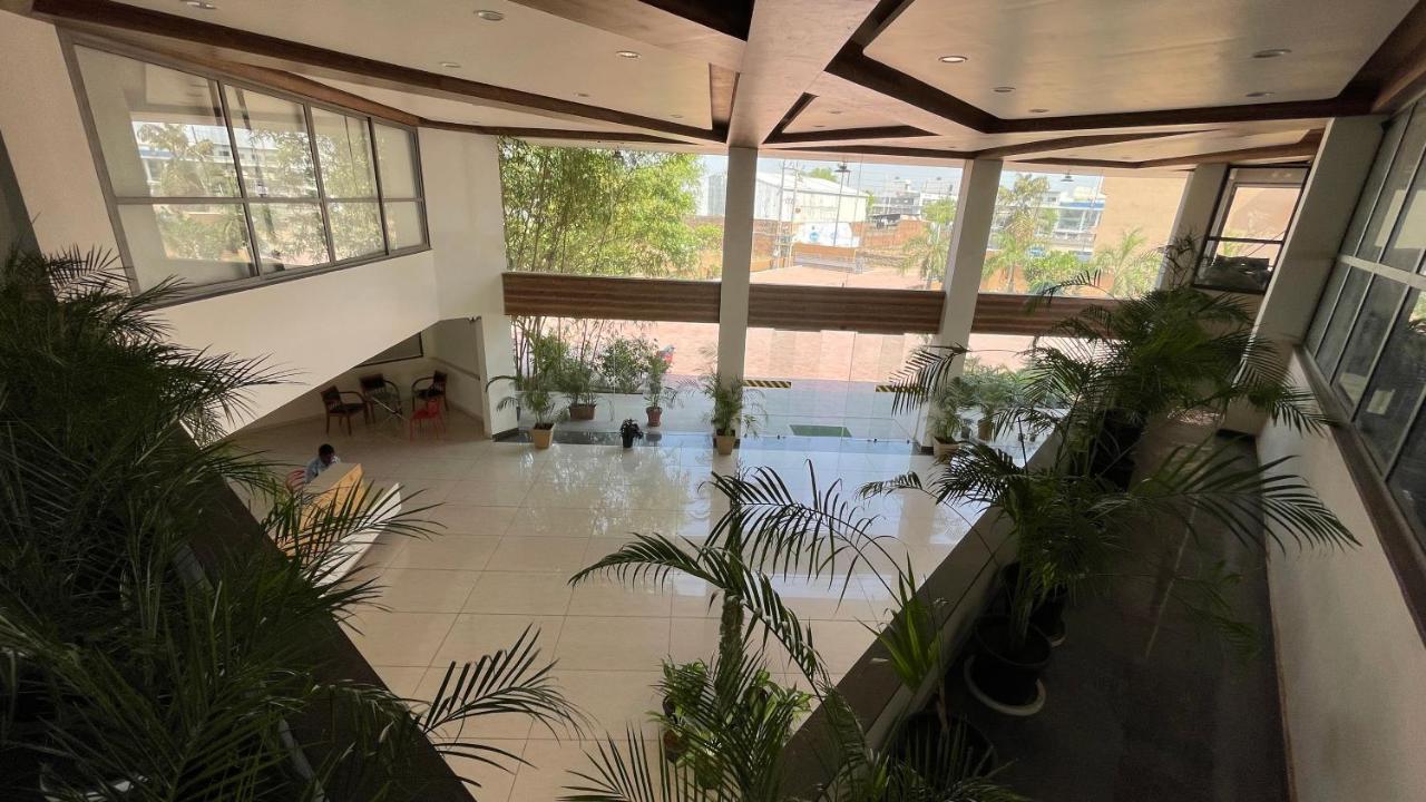 Heaven 7 Hotel & Resort Himatnagar Exterior photo